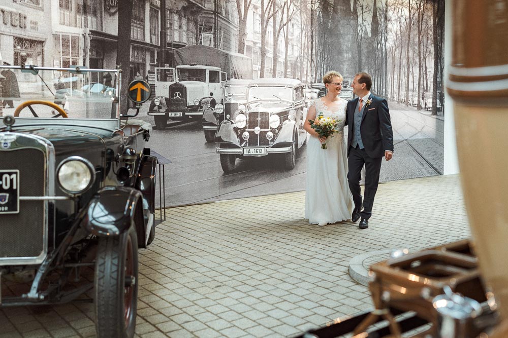 Hochzeitsfotografie im Automobilmuseum Zwickau August Horch